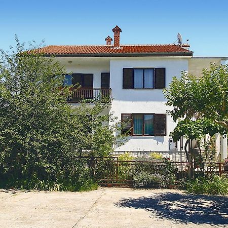 Gorgeous Apartment In Umag With Wifi Bagian luar foto