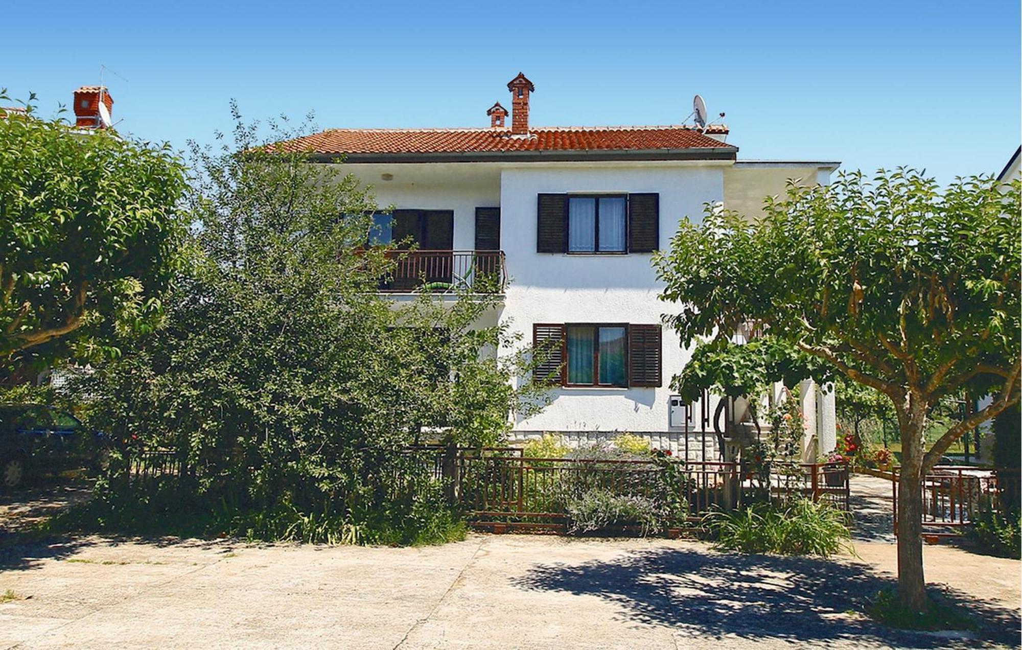 Gorgeous Apartment In Umag With Wifi Bagian luar foto
